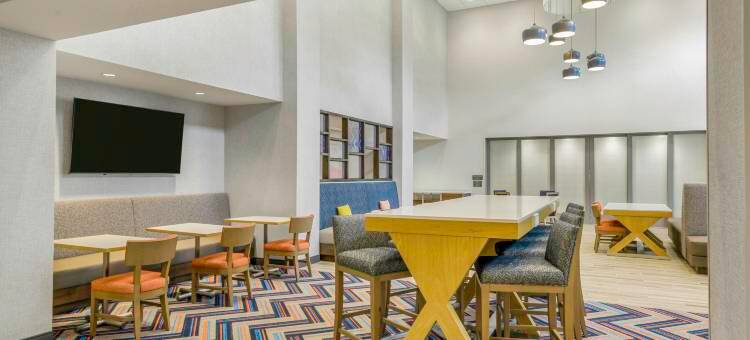 希尔顿欢朋酒店及套房迪凯特(Hampton Inn & Suites by Hilton  Decatur)图片