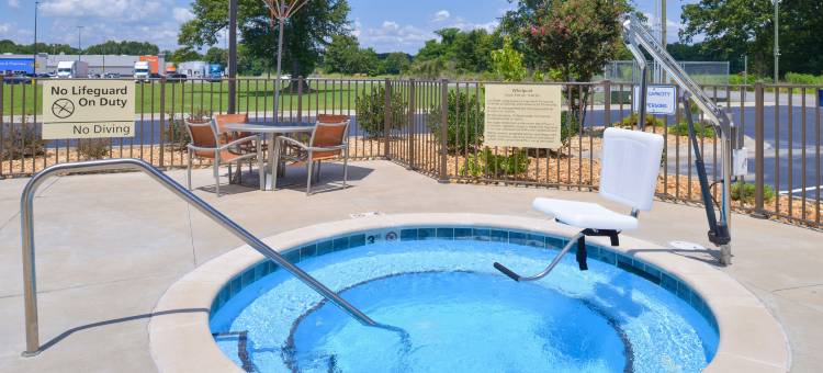 希尔顿欢朋套房酒店-洛诺克(Hampton Inn & Suites Lonoke)图片
