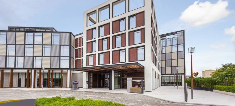 迪拜阿尔西夫希尔顿欢朋酒店(Hampton by Hilton Dubai Al Seef)图片