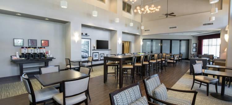 圣地亚哥波伟欢朋套房酒店(Hampton Inn & Suites San Diego/Poway)图片