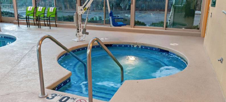 史蒂文斯波因特拉昆塔温德姆套房酒店(La Quinta Inn & Suites by Wyndham Stevens Point)图片