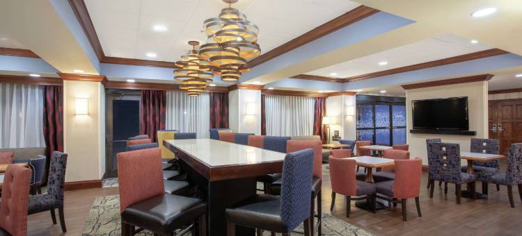 波士顿/马尔伯勒希尔顿欢朋酒店(Hampton Inn Boston/Marlborough)图片