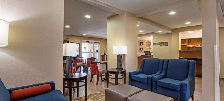 北默特尔海滩赤脚登陆舒适酒店(Comfort Inn N Myrtle Beach Barefoot Landing)图片