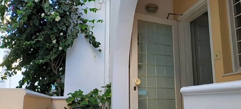 蕾妮亚工作室(Renia Studios)图片