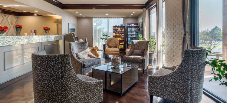 马格努森大酒店及会议中心(Magnuson Grand Hotel and Conference Center Tyler)图片