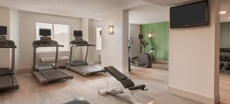 智选假日套房酒店最近奥兰多环球影城(Holiday Inn Express & Suites Nearest Universal Orlando)图片