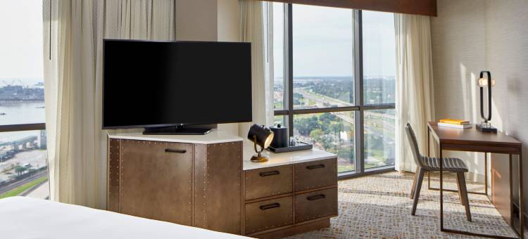 莫比尔河景广场万丽酒店(Renaissance Mobile Riverview Plaza Hotel)图片