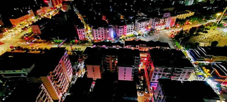 华人易居共享民宿(大坝路店)图片