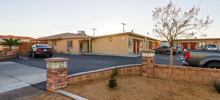 加利福尼亚希斯皮里亚 - 东 6 号汽车旅馆(Motel 6 Hesperia, CA - East)图片