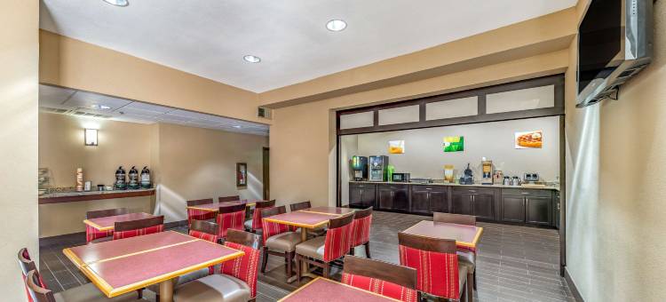 达拉斯西普莱诺凯艺酒店(Quality Inn West Plano - Dallas)图片