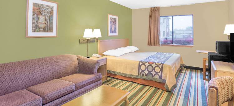 东莫林速8酒店(Super 8 by Wyndham East Moline)图片