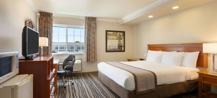 尤里卡温德姆戴斯酒店(Days Inn by Wyndham Eureka CA)图片