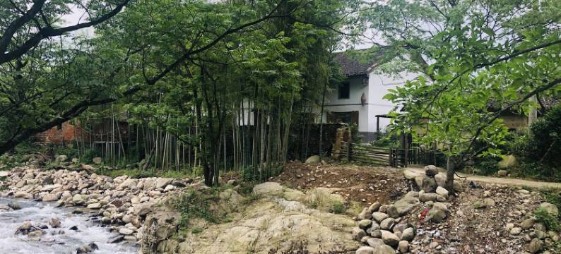 武功山荒野集客栈(芦万武旅游公路分店)图片