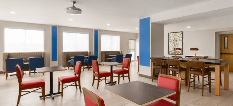 Holiday Inn Express 维洛海滩西(I - 95的) by IHG(Holiday Inn Express Vero Beach-West (I-95) by IHG)图片