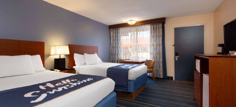 布瑞兹伍德温德姆戴斯酒店(Days Inn by Wyndham Breezewood)图片