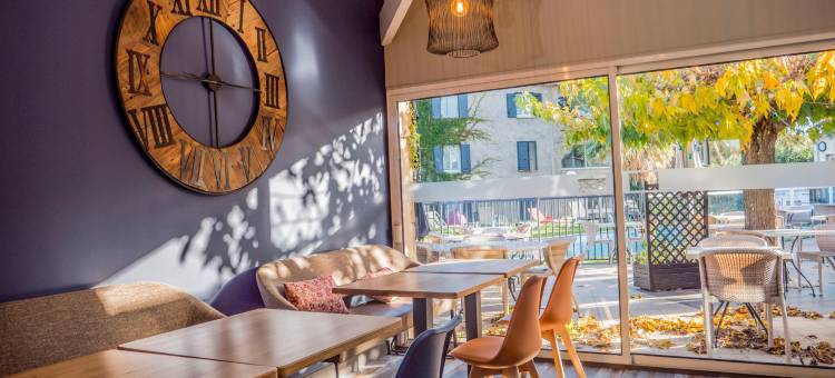 于泽斯加尔桥洛吉斯酒店(Logis Hotel Restaurant Uzès Pont du Gard)图片