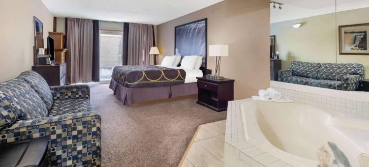 尼亚加拉瀑布城速8酒店-临近瀑布(Super 8 by Wyndham Niagara Falls by the Falls)图片