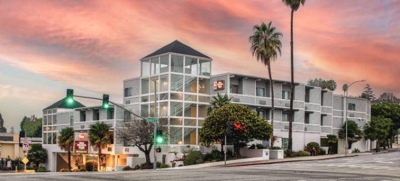 贝斯特韦斯特优质全套房酒店(Best Western Plus All Suites Inn)图片