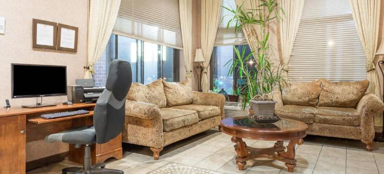 克拉克默斯 - 波特兰凯艺套房酒店(Quality Inn & Suites Clackamas - Portland)图片