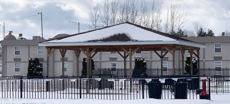 康尼奥特戴斯酒店(Days Inn by Wyndham Conneaut)图片