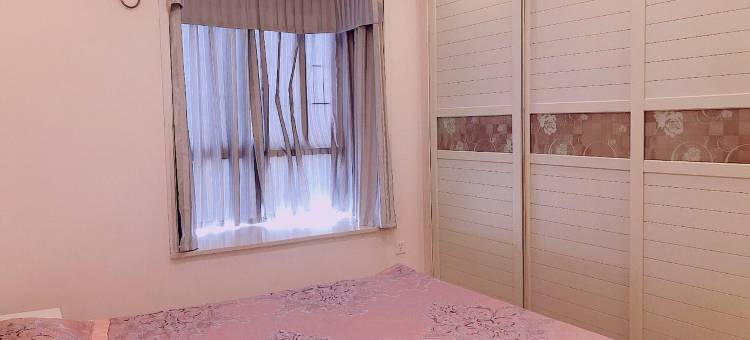 房东小雅雅公寓(江苏路分店)图片