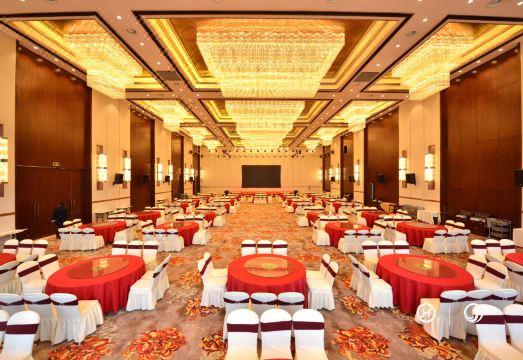 Jinya Hotel Hotel Overview