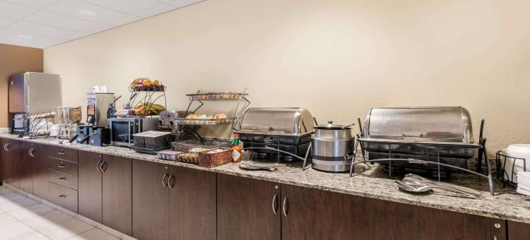 迪金森温德姆麦客达套房酒店(Microtel Inn & Suites by Wyndham Dickinson)图片