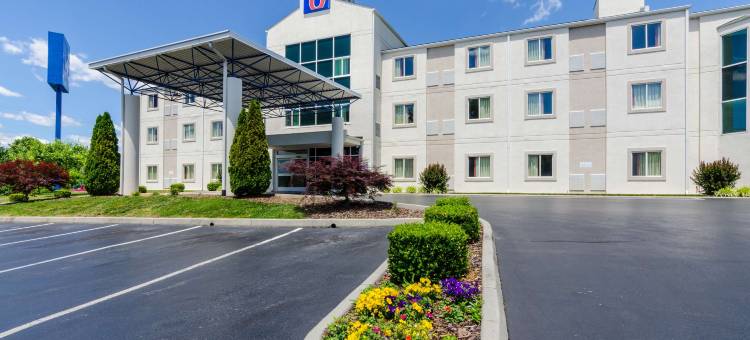 6号布里斯都汽车旅馆(Motel 6 Bristol, VA)图片