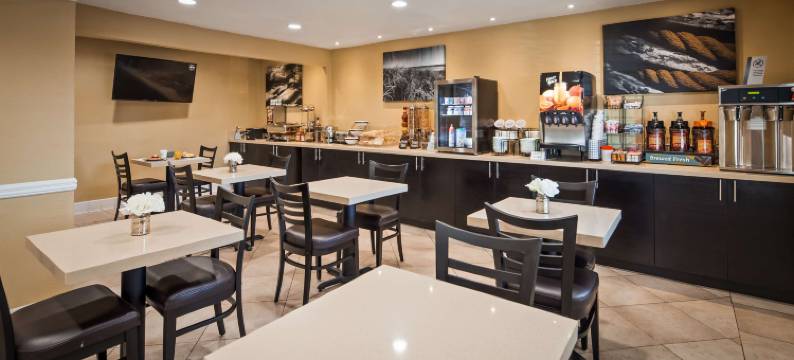 波威/圣地亚哥贝斯特韦斯特酒店(Best Western Poway/San Diego Hotel)图片