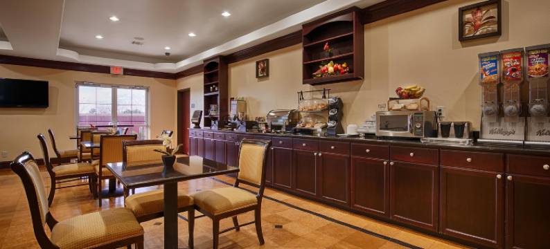 曼维尔贝斯特韦斯特优质套房酒店(Best Western Plus Manvel Inn  Suites)图片