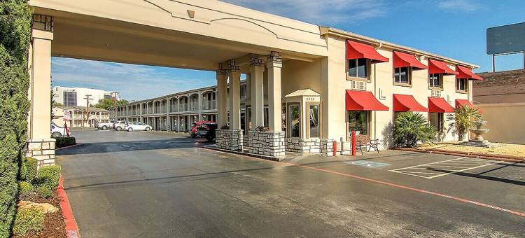市场中心戴斯酒店(Days Inn by Wyndham Market Center Dallas Love Field)图片
