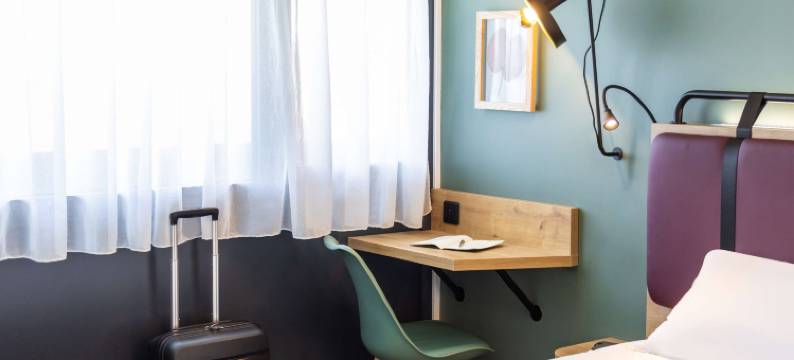 拉罗谢尔北普伊尔波勒奥康铂酒店(Campanile la Rochelle Nord - Puilboreau)图片