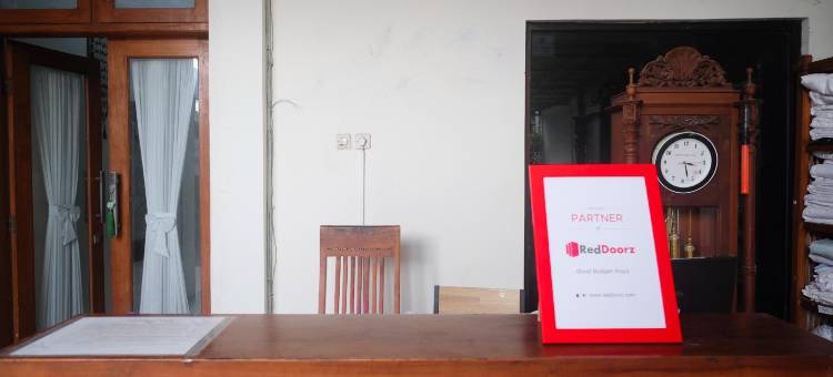 红门酒店清真-近帕库翁购物中心日惹(RedDoorz Syariah Near Pakuwon Mall Jogja)图片