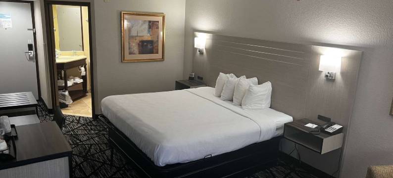 俄亥俄州门罗温德姆贝蒙特酒店(Baymont by Wyndham Monroe Ohio)图片