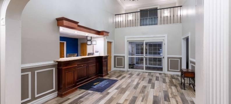 巴德湖呗盟酒店(Baymont by Wyndham Budd Lake)图片