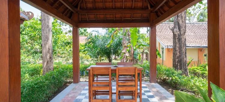 红多兹酒店@茉莉芬庞利马苏迪尔曼(RedDoorz @ Panglima Sudirman Madiun)图片