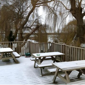 三只梭鱼酒店(The Three Pickerels)图片