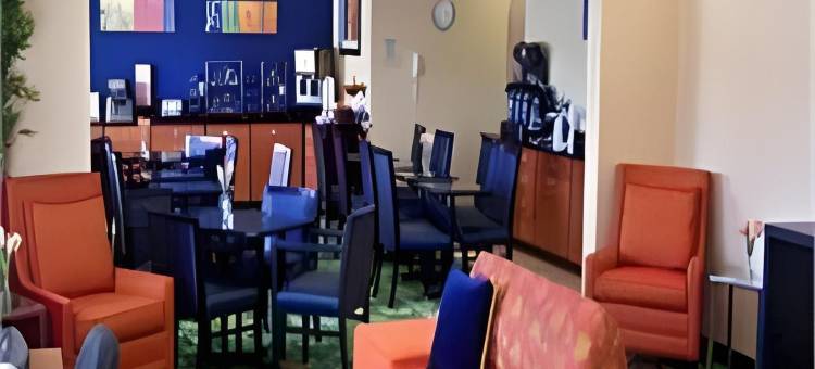 南本德米沙沃卡万枫酒店套房(Fairfield Inn & Suites South Bend Mishawaka)图片