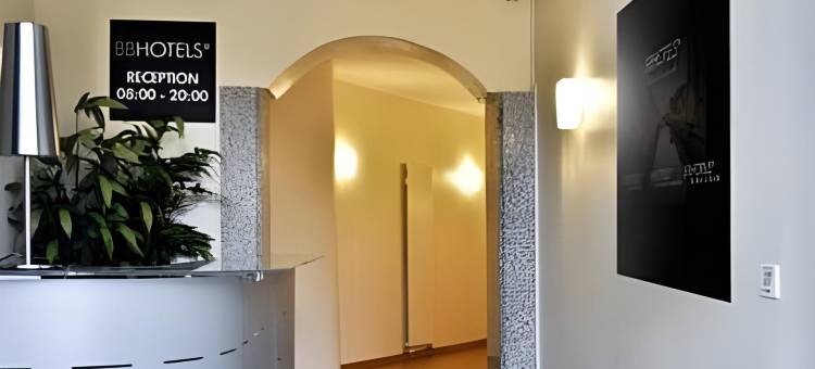 BB西塔斯图迪公寓酒店(BB Hotels Aparthotel Città Studi)图片