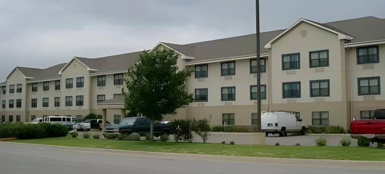 郊区开间(Suburban Studios)图片