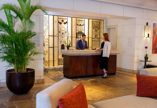 InterContinental Hotels SAN SALVADOR-METROCENTRO MALL by IHG Hotel Overview