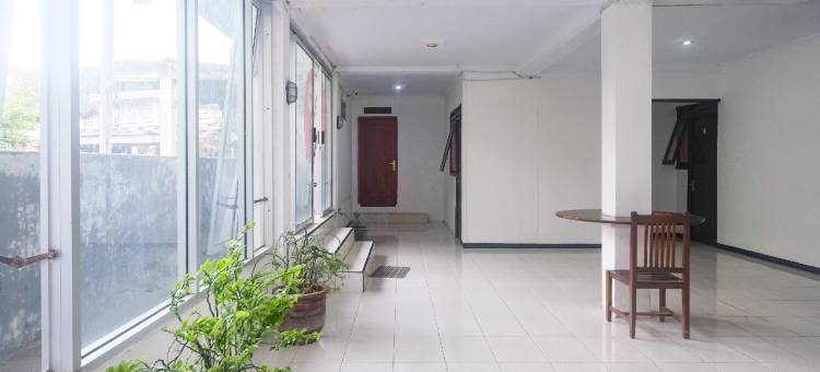 OYO2519玛雅加里尼酒店(RedDoorz at Mayang Garini 2 Borobudur)图片