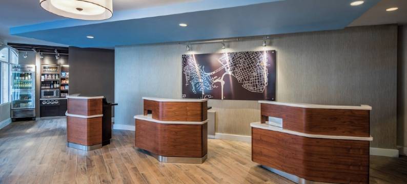 查尔斯顿历史区万怡酒店(Courtyard Charleston Historic District)图片