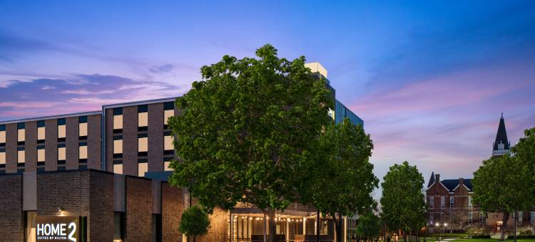 德梅因德雷克大学希尔顿惠庭套房酒店(Home2 Suites des Moines at Drake University)图片