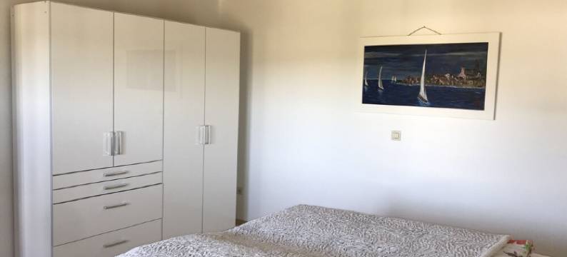 Vacation apartment near the lake图片