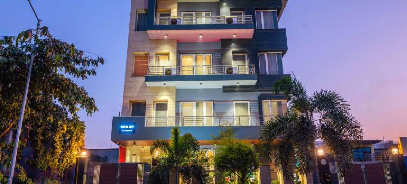 皇家城市酒店(Treebo Royal City)图片