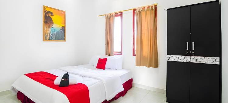 红多兹酒店-帕穆朗大学(RedDoorz Near Universitas Pamulang)图片