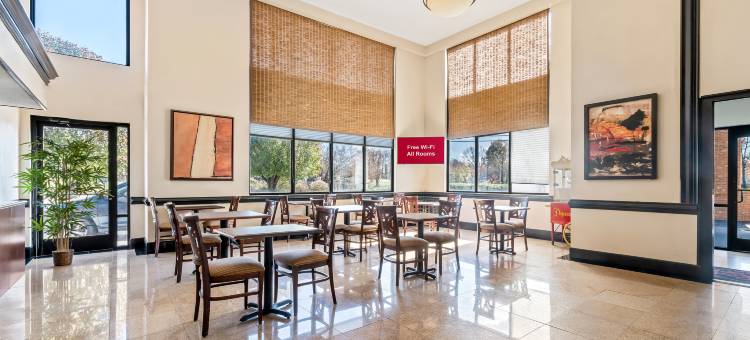 夏洛特大学红顶酒店(Red Roof Inn Charlotte - University)图片