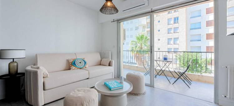 带阳台的美丽公寓 - 距离海滩200米(Beautiful flat with balcony - 200m from the beach)图片
