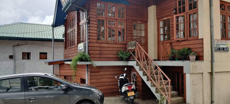 加冕歇息酒店(Carnation Rest)图片